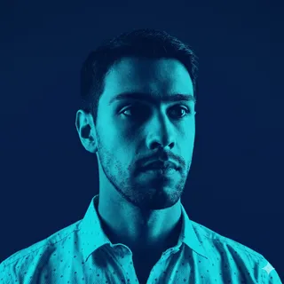 Retrato de Juan Esteban Correa, CMO de Corpus AI.